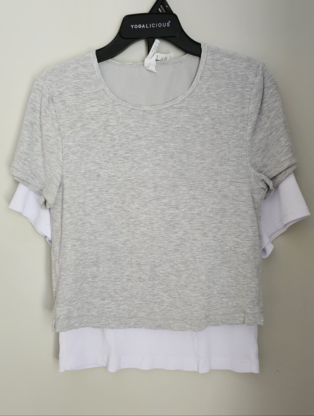 Yogalicious 2 Pack Gray & White Ribbed Scoop Neck Crop Shirts